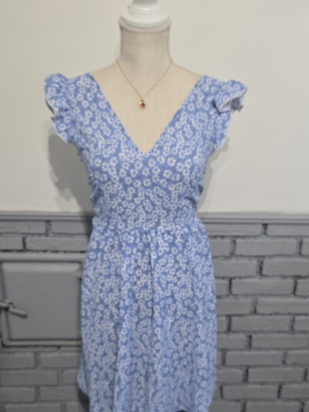 SHEIN Sky Blue Daisy-Print V-Neck Mini Dress